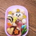tokuhimo✿'s cooksnap of when they made キャラ弁♡どんぐりを持ったりすくん♡.
