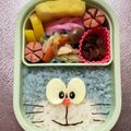 Chaaa_room's cooksnap of when they made キャラ弁ー簡単！お弁当箱型のドラえもん.
