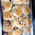 みっきちっちゃん's cooksnap of when they made さつまいもたっぷり★ちぎりパン.