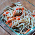 ケンチャナヨ～'s cooksnap of when they made もやしとごぼうのごまマヨサラダ.