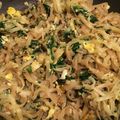 ダブル虹's cooksnap of when they made PAD SEE EW 醤油ライスヌードル.
