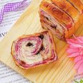 あやちん０８１６'s cooksnap of when they made 鮮やかな紫芋の自家製折込シート＊パン用.