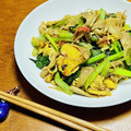 はっぴぃ☆モソモ's cooksnap of when they made 小松菜と卵と舞茸和風炒め.