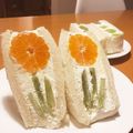 ＊waka's cooksnap of when they made 萌え断苺お花のフルーツサンド あんこ入り.