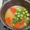 KAORU4649's cooksnap of when they made トマトとオクラの味噌汁.