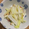 くまのっぽ's cooksnap of when they made 白菜・りんごサラダ♪わさびオリーブソース.