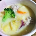 ごはん好きパンも好き's cooksnap of when they made 鶏肉団子　有機野菜のホワイトシチュー.