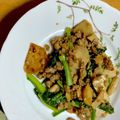ピョンちゃん★'s cooksnap of when they made 里芋✿豚肉✿小松菜のにんにく炒め.
