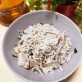 kpえもん♪'s cooksnap of when they made しらす干しふりかけご飯☝火を使わない丼♥.