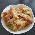 さと0122's cooksnap of when they made 簡単リメイク★メンチカツの卵とじ.