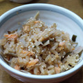 や～たん食堂's cooksnap of when they made 鮭と牛蒡と舞茸の炊込みご飯『何食べ』#1.