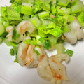 冷蔵庫レスキュー隊's cooksnap of when they made 海老とセロリのにんにく炒め.