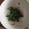 カントリンブンブン's cooksnap of when they made 春菊のツナごま和え.