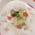 romaric's cooksnap of when they made 白菜のミルクスープ.