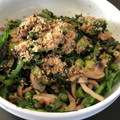 tototi9's cooksnap of when they made 春菊としめじの塩昆布炒め.