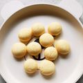 mamaさん1221's cooksnap of when they made 材料3つ⁈懐かしたまごボーロ.