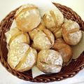 meym1128's cooksnap of when they made 酵母レーズンが活躍！レーズンパン♪.