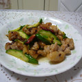 琉葵ママ's cooksnap of when they made 鶏肉ときゅうりの塩炒め.