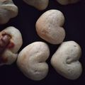 みみ母's cooksnap of when they made キュートな ハート型 パン♥️ 成形.