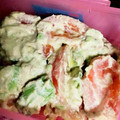 みっちゃんの娘's cooksnap of when they made ☆アボカドとトマトの簡単マヨサラダ☆.