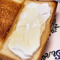 ☆あいちゃん's cooksnap of when they made 水切りヨーグルトとハチミツでトースト.
