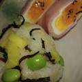 ひっこ's cooksnap of when they made たくあんと塩昆布と枝豆のおにぎり.