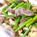ケチャ＆ウル's cooksnap of when they made 砂肝とにんにくの芽☆のしょうゆ炒め.
