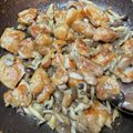 さとchan☆'s cooksnap of when they made 鶏肉と野菜のガーリックバター炒め.