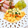 Satoco❋'s cooksnap of when they made クリームチーズの消費にスクランブルエッグ.