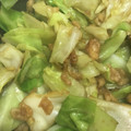 moko22's cooksnap of when they made 節約おかず！キャベツの揚げ玉炒め.
