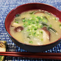 アイリッシュショコラ's cooksnap of when they made 生椎茸とわかめの味噌汁.