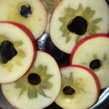 まめまるM's cooksnap of when they made お洒落で簡単＊りんごの切り方＊.