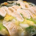 toshi♫'s cooksnap of when they made 丸鶏餃子鍋.