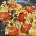 てらぼお's cooksnap of when they made 中華風 しめじとトマトの卵炒め.
