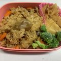 hiichan16's cooksnap of when they made さんま蒲焼缶✿炊き込みごはん♡.