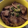 ベティ３'s cooksnap of when they made 焼肉のタレで！簡単カルビ丼.