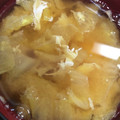 ムーヒツジ's cooksnap of when they made 母の味☆白菜と落とし卵の味噌汁♪.