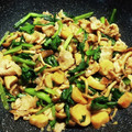 roll21's cooksnap of when they made 小松菜とエリンギのオイスター炒め.