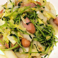 ☆ayami☆26's cooksnap of when they made 豆苗と白菜とソーセージの炒め物.