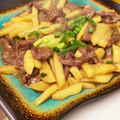 なるまお's cooksnap of when they made 牛肉とじゃがいもの細切り甘辛炒め.