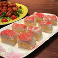 こつゆ514's cooksnap of when they made カニカマと炒り卵の押し寿司.