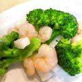 モミ太くん's cooksnap of when they made 塩麹でエビとイカの海鮮炒め　.
