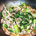 きづのあーじー's cooksnap of when they made 簡単おいしい！！小松菜と豚肉のとろみ炒め.