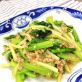 ＠mapleleaf's cooksnap of when they made 小松菜と細切り筍の中華炒め☆.