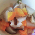 kashikon's cooksnap of when they made 大根・にんじん・しいたけ・切り揚げの煮物.