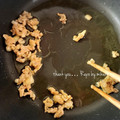 GoGo島みかん's cooksnap of when they made 炊飯器で簡単✿鶏皮ごぼう炊き込みご飯.
