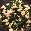 ame-ikuru's cooksnap of when they made えびとほうれん草の炒め物.