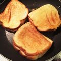 ame-ikuru's cooksnap of when they made Grill Cheese Sandwich　グリルチーズ　サンドイッチ.