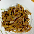 ピョンちゃん★'s cooksnap of when they made 牛肉とゴボウと蒟蒻の甘辛煮☆人気検索1位.