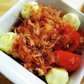くみちょ～～'s cooksnap of when they made 切らないプチトマトとチーズのおかか和え.